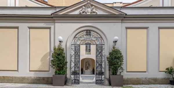 orianahomeltorino en special-midweek-stays-in-the-center-of-turin 004